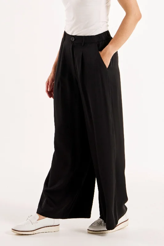 Betty Basics Venus Satin Pant Black