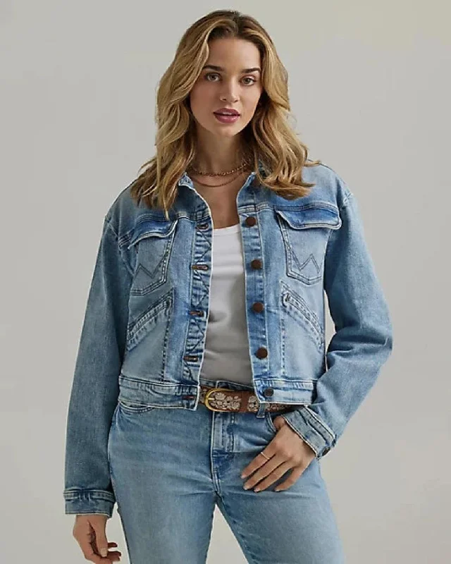 Wrangler Women's Light Wash Cowboy Denim Jacket 112346157