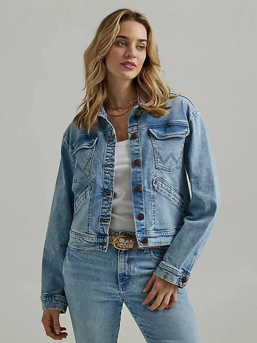 Wrangler Women's Light Wash Cowboy Denim Jacket 112346157