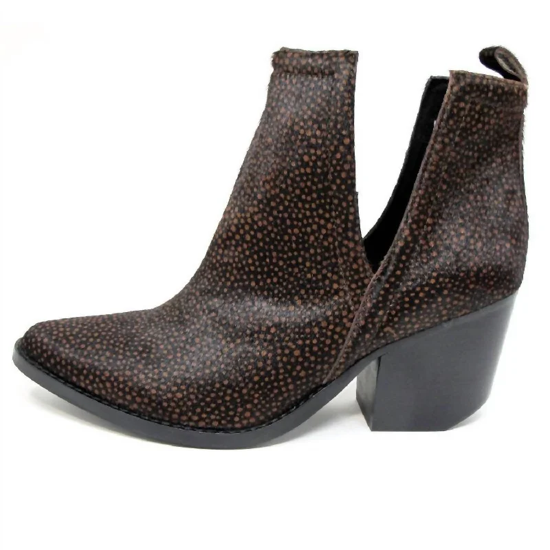 Cromlin Heeled Boot In Brown/tan